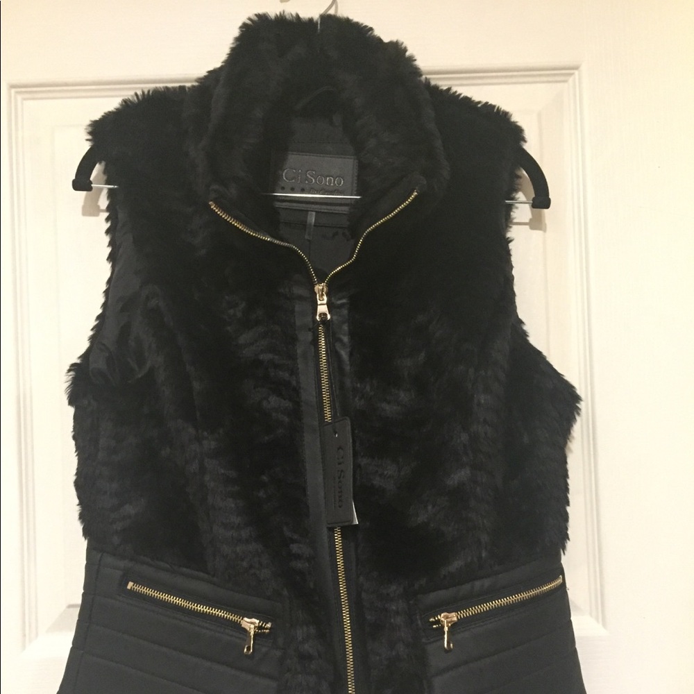 🎀 Ci Sono Faux Fur Vest 🎀